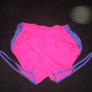 pink shorts